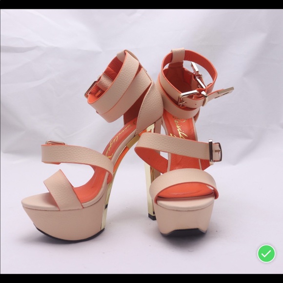 Heels - Picture 1 of 1